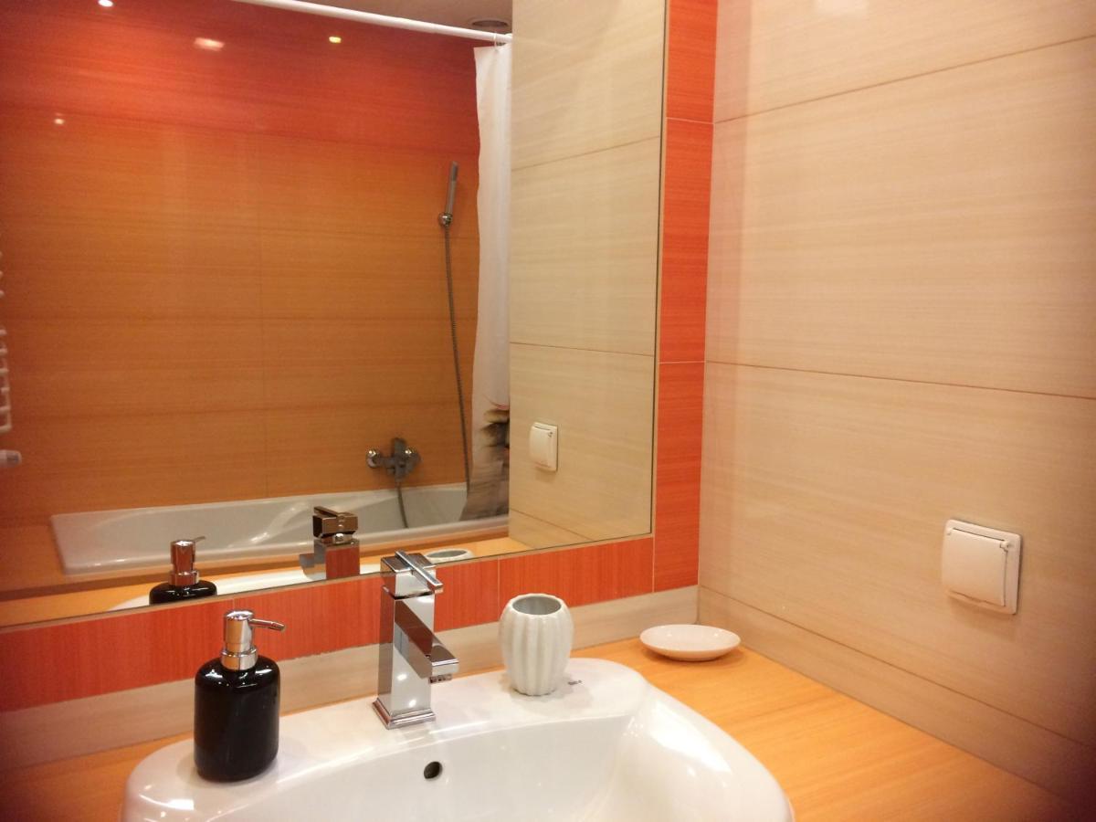 Apartament "Cleopatra" Z Garazem Podziemnym, Faktury Vat Apartment Kielce Exterior photo