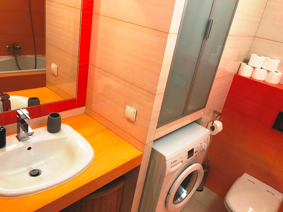 Apartament "Cleopatra" Z Garazem Podziemnym, Faktury Vat Apartment Kielce Exterior photo