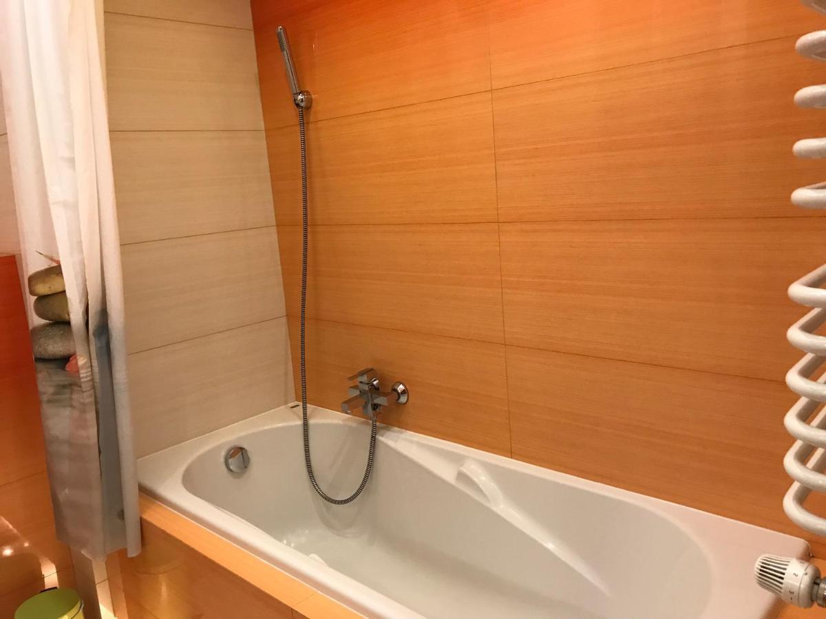 Apartament "Cleopatra" Z Garazem Podziemnym, Faktury Vat Apartment Kielce Exterior photo