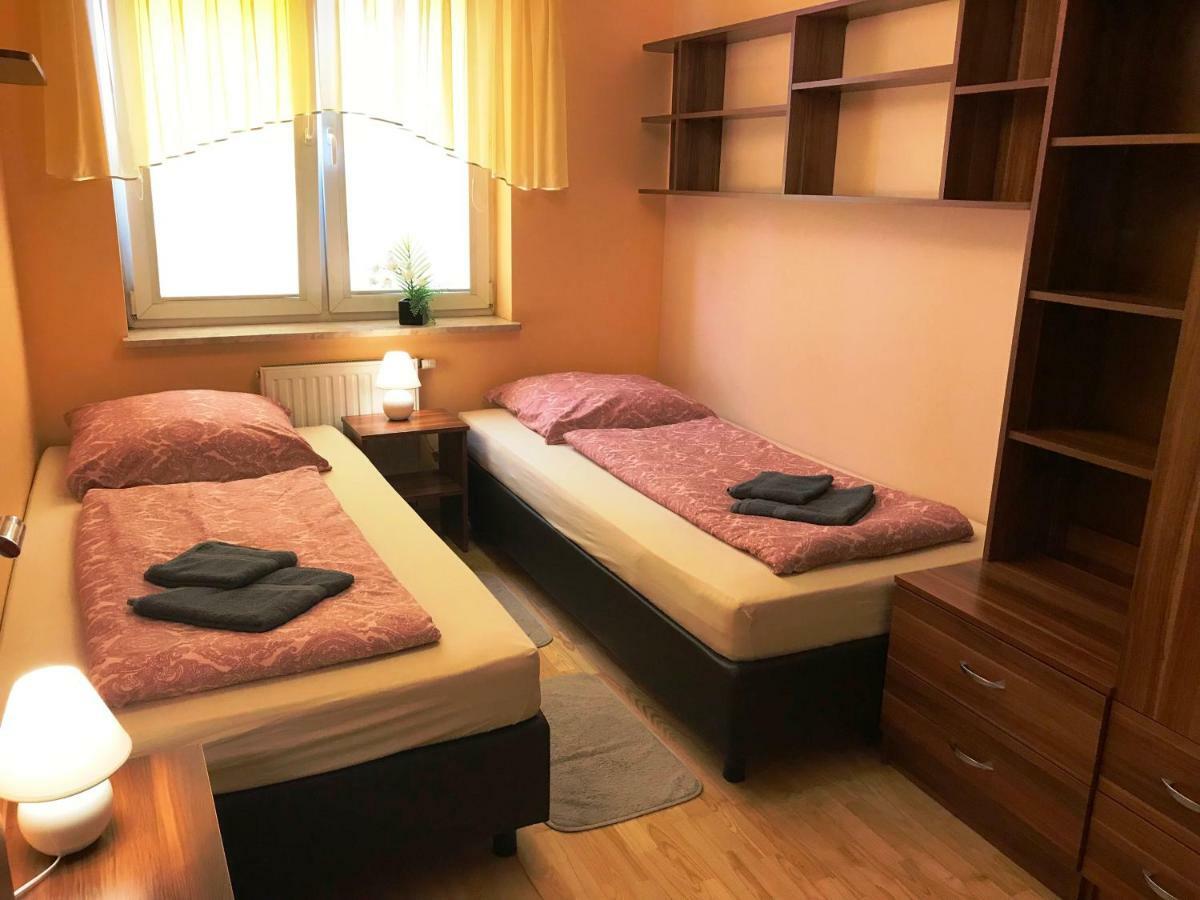 Apartament "Cleopatra" Z Garazem Podziemnym, Faktury Vat Apartment Kielce Exterior photo
