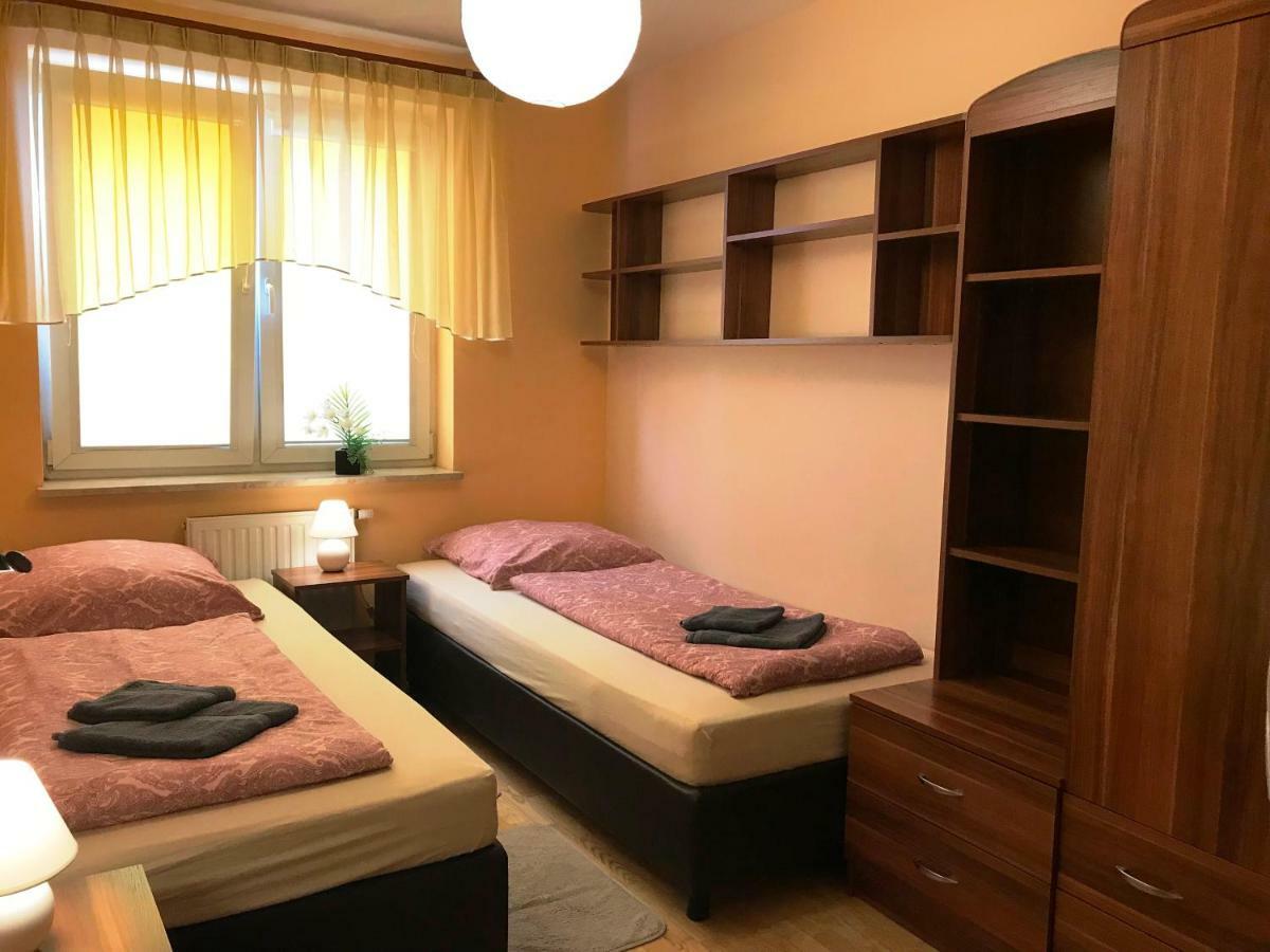 Apartament "Cleopatra" Z Garazem Podziemnym, Faktury Vat Apartment Kielce Exterior photo